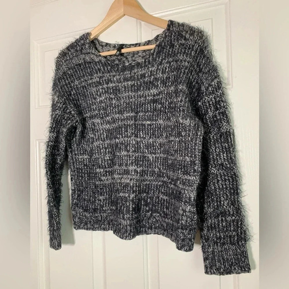 Elan Witchy Black Gray Marled Fuzzy Long Sleeve Round Neck Sweater size Medium - Picture 4 of 11
